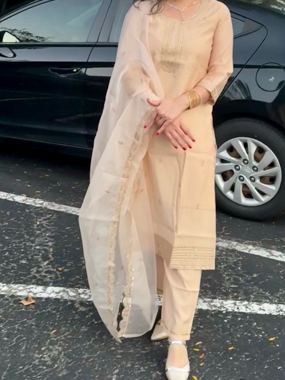 Women’s Cream Straight-Leg Salwar Kameez Set with Sheer Dupatta